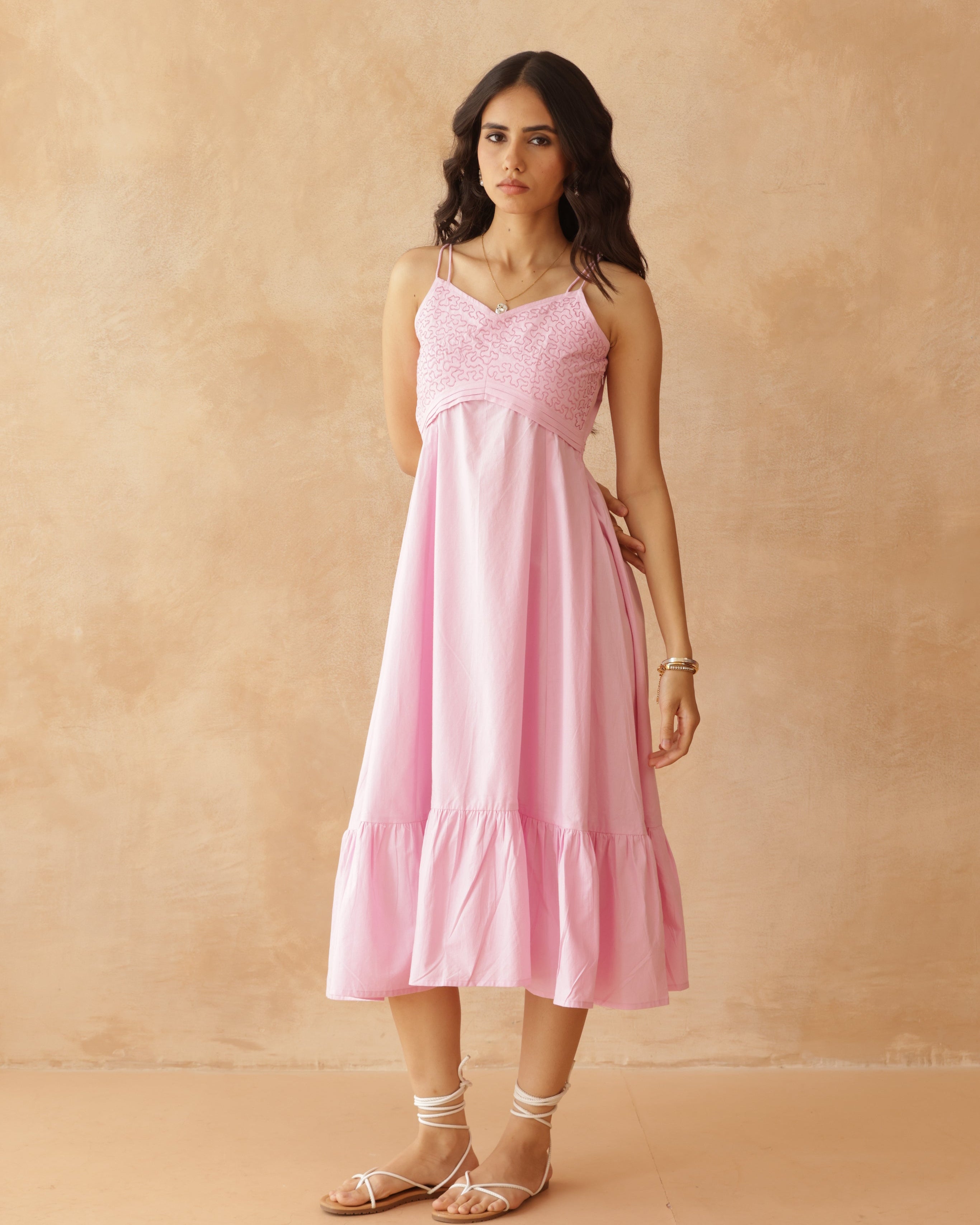 Women’s Elegant Pink Dress – Stylish Occasion Wear